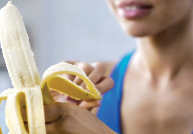 17 Benefits Your Body Experiences When You Eat Bananas